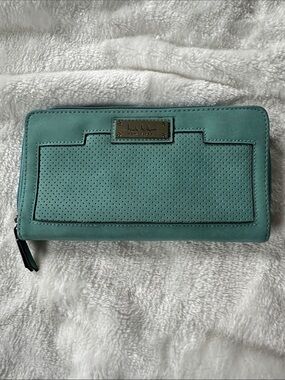 NICOLE MILLER Vegan Aqua Perforated Zip Wallet Multiple Storage compartments EUC
